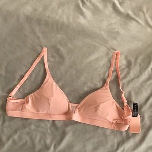 Wireless bra with padding